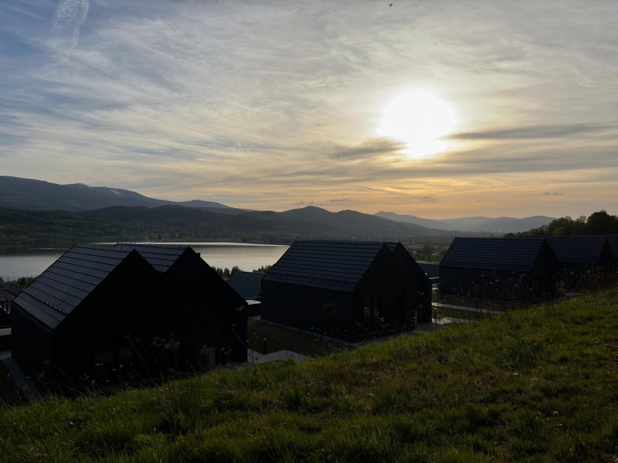 Wille W Lake Hill Karkonosze Resort & Spa Сосновка Екстер'єр фото