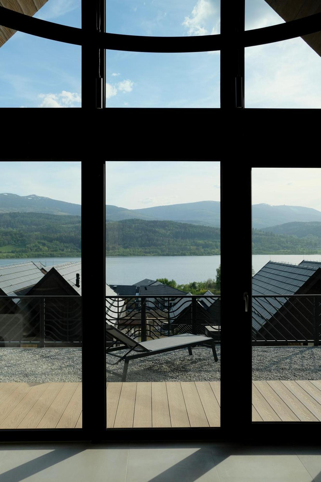 Wille W Lake Hill Karkonosze Resort & Spa Сосновка Екстер'єр фото